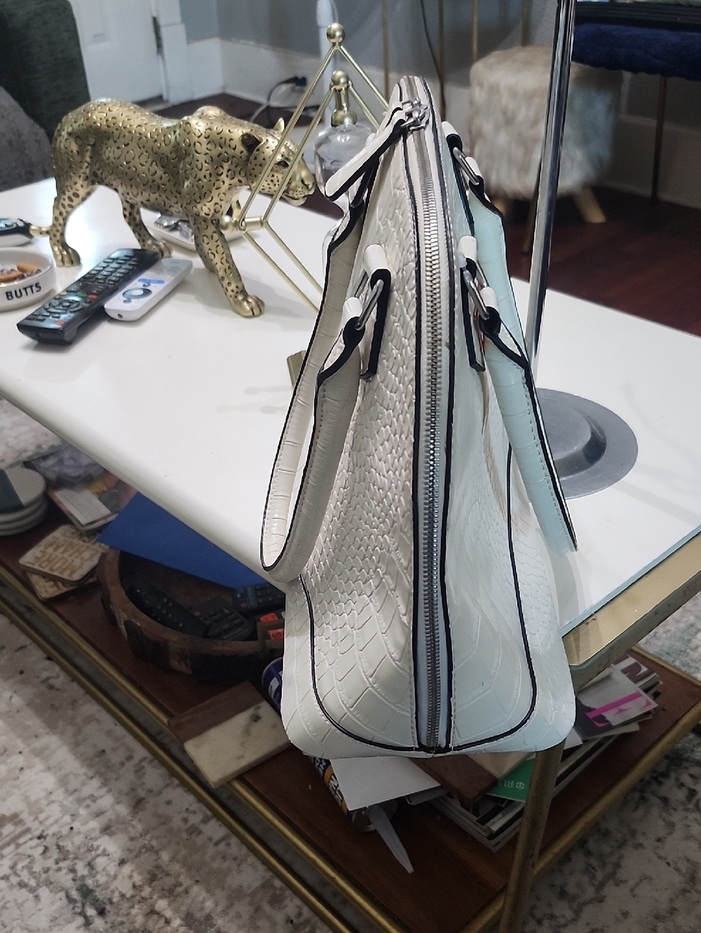 GUESS White Croc-Embossed Dome Satchel - Picture 6 of 16